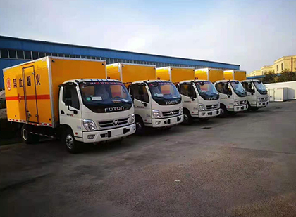雨城爆破器材运输车