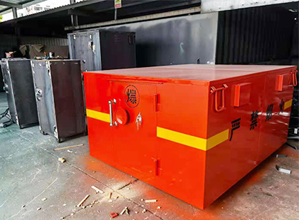 雨城车载炸药箱